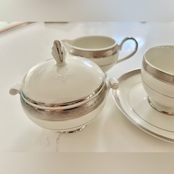 Mikasa Palatial Platinum Fine China Coffee/Tea Service for 8 - Picture 4 of 10